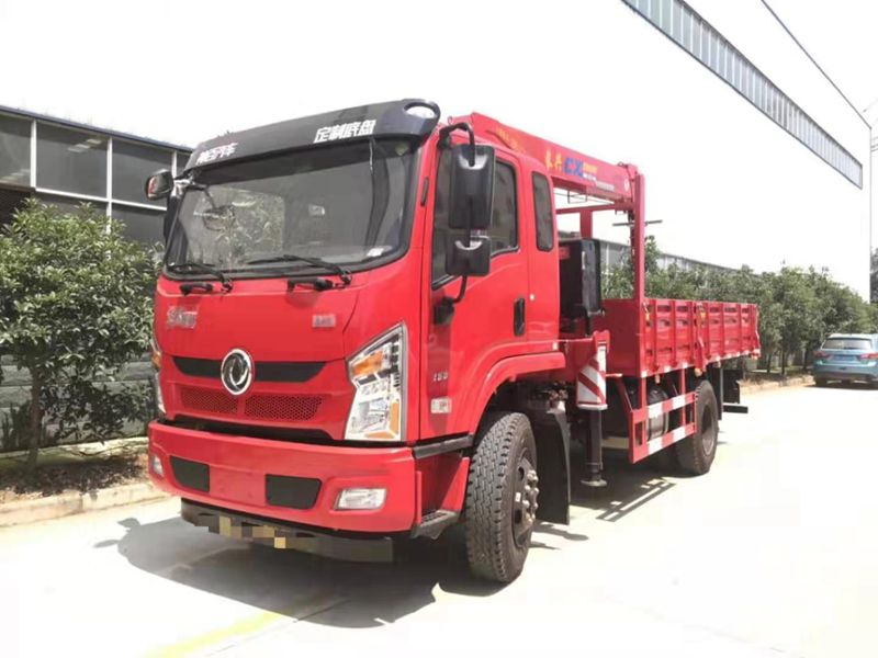 東風D1隨車吊