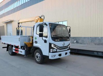 藍牌隨車吊，銷售紅火