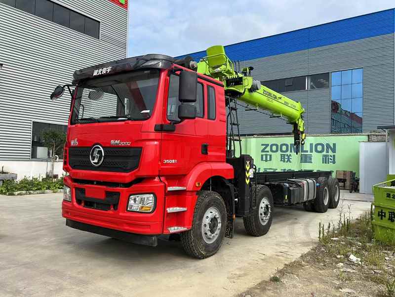 陜汽德龍M3000隨車吊（中聯16噸）